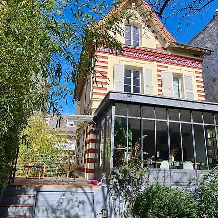 Charming Family To Rent For Holidays & Only 10 Mins To Paris *